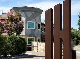 Iris Hotel, hotel in Erbusco