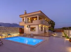 SandShine Luxury Villa