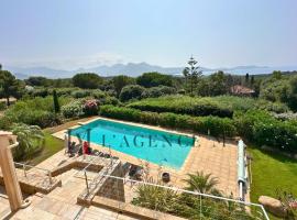 Villa 13 oliviers Couchers de soleil LUMIO, ξενοδοχείο σε Lumio