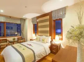 MOONLIGHT Hotel & Suites - High floor, River view, Dragon Bridge view, City view