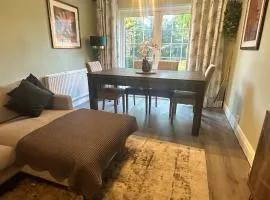 Family-Friendly 4BR Home in Sale, Manchester - Garden & Double Driveway