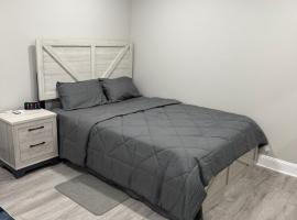 JFK New Cozy Private Studio Apt, apartamento em Morris Park
