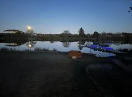 Gearhart Lakefront Vacation Rental