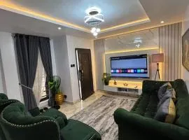 1 Bedroom Cozy Apartment Stay 7mins from MMI Airport