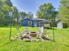Hot Tub and Game Room Wooded Poconos Retreat