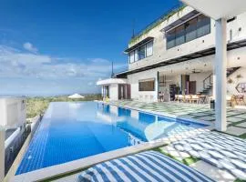 Jiya Villa Uluwatu - Panoramic Terraces with Stunning Views, Luxury Service and Entertainment