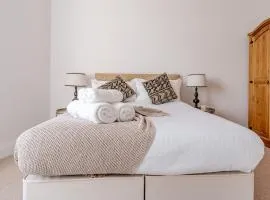 Portobello retreat near to sea and promenade