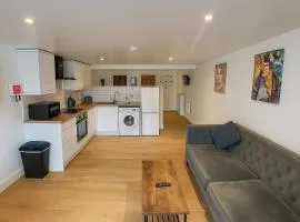 Kings Lets - Studio Apartment