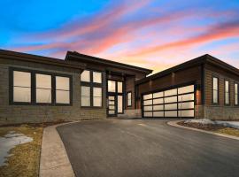 Red Ledges Luxury Retreat 90 Day Min Stay Golf Privileges DV Ski Shuttle, hotel di Heber City