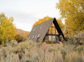 A-Frame Haus Heber views romantic firepit cute, hotel en Timber Lakes