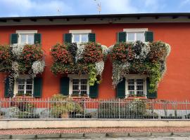 Aperegina, hotel v destinaci Castellinaldo