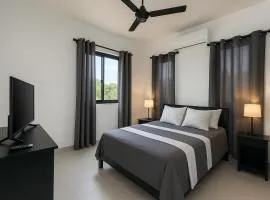 3 Bedroom Penthouse with private Rooftop Terrace