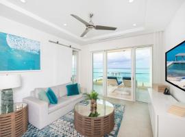 Rum Point Resort 207, hotel in Driftwood Village