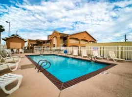 Island Inn By OYO Galveston Beach, TX