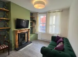 Hartoft House, 3 Bed, Near River and City