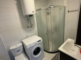 Banes me qira, hotel in Kosovo Polje