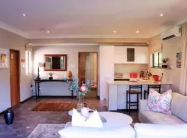 Milkwood Tranquil Beach Cottage, Euphoric Leisure