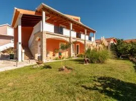 One-Bedroom Apartment In Podgradina