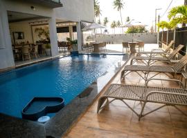 Apto com Piscina e Salao de Jogos a 100m da praia, ξενοδοχείο σε São Bento