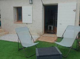Le Cabanon des Collines、シーニュのホテル