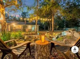 Uhost AI - Get Cozy & Relax! 4BR, 2BA, Hot Tub