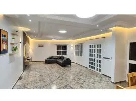 AMIVI Plaza ADIDOADIN