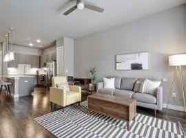 Luxury Apartment - Fast Wi-Fi - FREE Parking, hotel in San Antonio