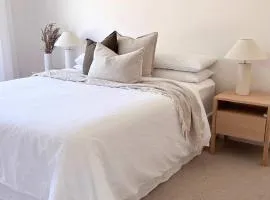 Luxury 3-Bed Family Retreat Office Kayaks & Yard