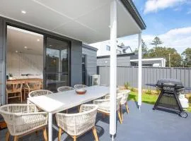 Kirkland - Pet Friendly - 5 Mins Walk to Beach