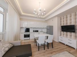 The Base Apartments – dom przy plaży w mieście Codru