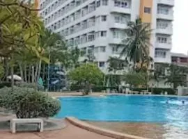 View Talay 1A Apartment