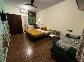 EVA nest stay pent house