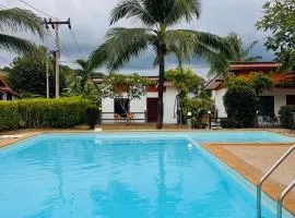Lanta Nesta Resort