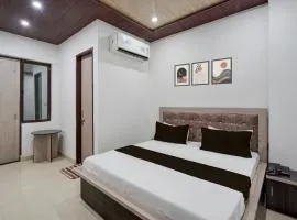 Townhouse Oak Char Dham Vrindavan