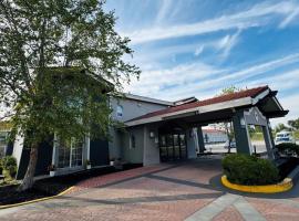 Baymont by Wyndham Indianapolis Airport Lynhurst, hotell i Indianapolis