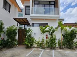 Goldena Residence Pool Villas