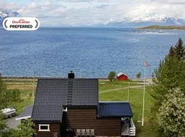 9 person holiday home in Lyngseidet