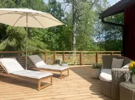 Guest house with sauna and private beach