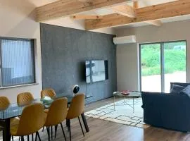 1棟貸ロフトハウスK2 日本の真ん中三重県観光拠点最大8人駐車場無料Mie Suzuka ise