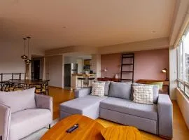 2BR Santa Fe Style & Comfort with Gym & Parking