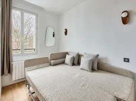 Canal Saint-Martin 10th Design & Refined Studio managed by Mey Agency