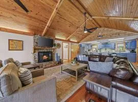 LAKE Views-Dock-FISH-Jacuzzi-Boat Rental service