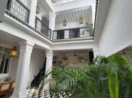 Riad Beltza - "Algara" Privé avec Piscine et services