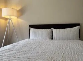 Brand new bedroom next to train station