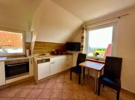 Ferienanlage in Klein Zicker Ferienwohnung 1 - Seeseite