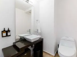 Capitalia Gym Access & Near Parque la Mexicana