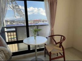 Tsukimisou guest house, hotel v destinaci Tsuru 