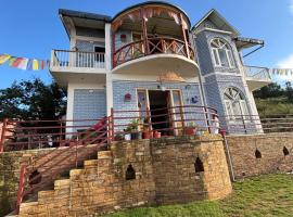 Lumoro Villa Mukteshwar, hotel in Mukteswar