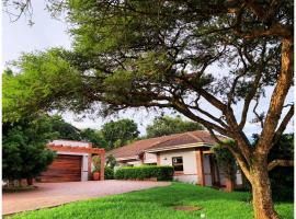 Haus Mikaya, Cathkin Estate by Euphoric Leisure, hôtel à Champagne Valley