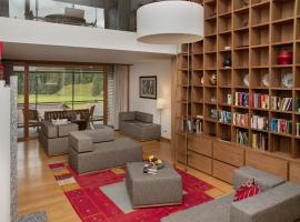 Apartment Residenz Cresta Kulm B26 by Interhome，位于切勒里纳的豪华酒店